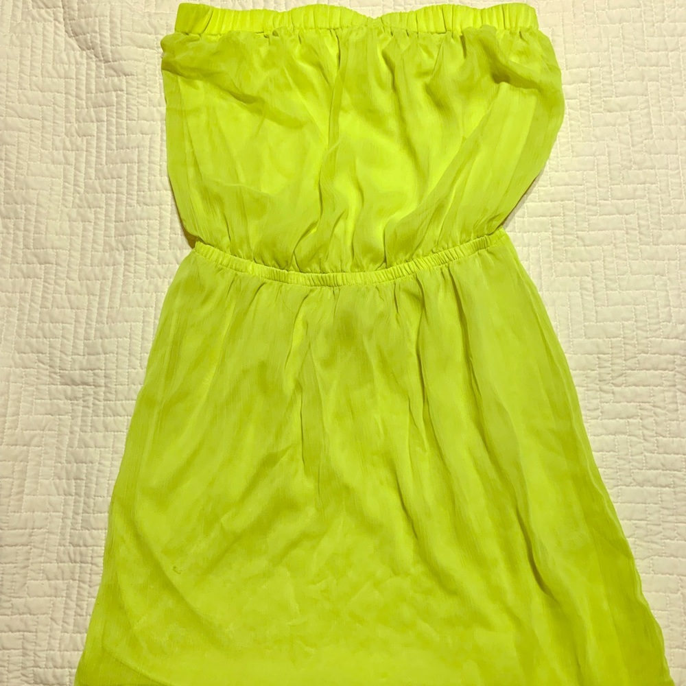 Strapless dress
